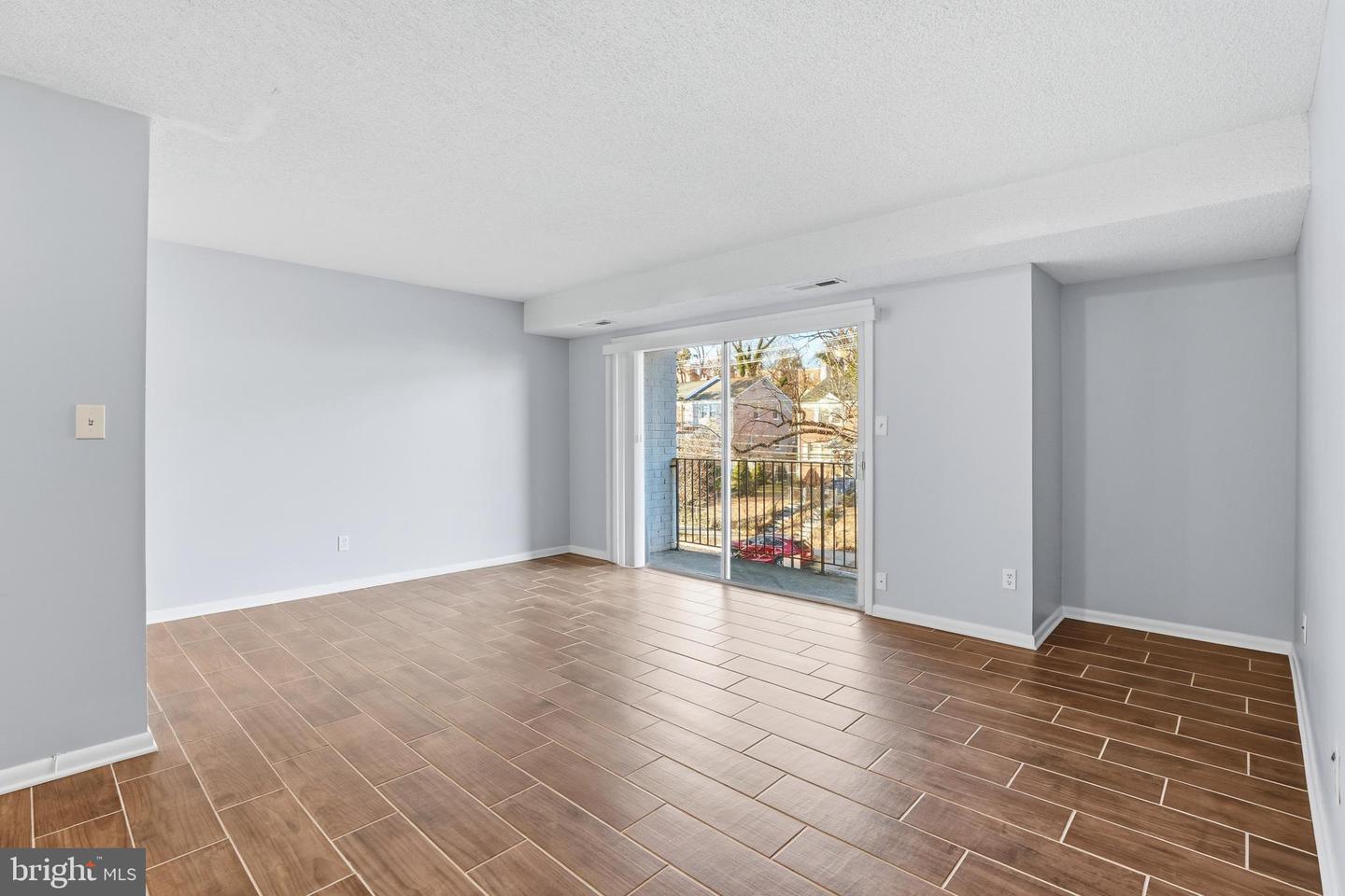 625 CHESAPEAKE ST SE #301, WASHINGTON, District Of Columbia 20032, 2 Bedrooms Bedrooms, ,1 BathroomBathrooms,Residential,For sale,625 CHESAPEAKE ST SE #301,DCDC2235770 MLS # DCDC2235770