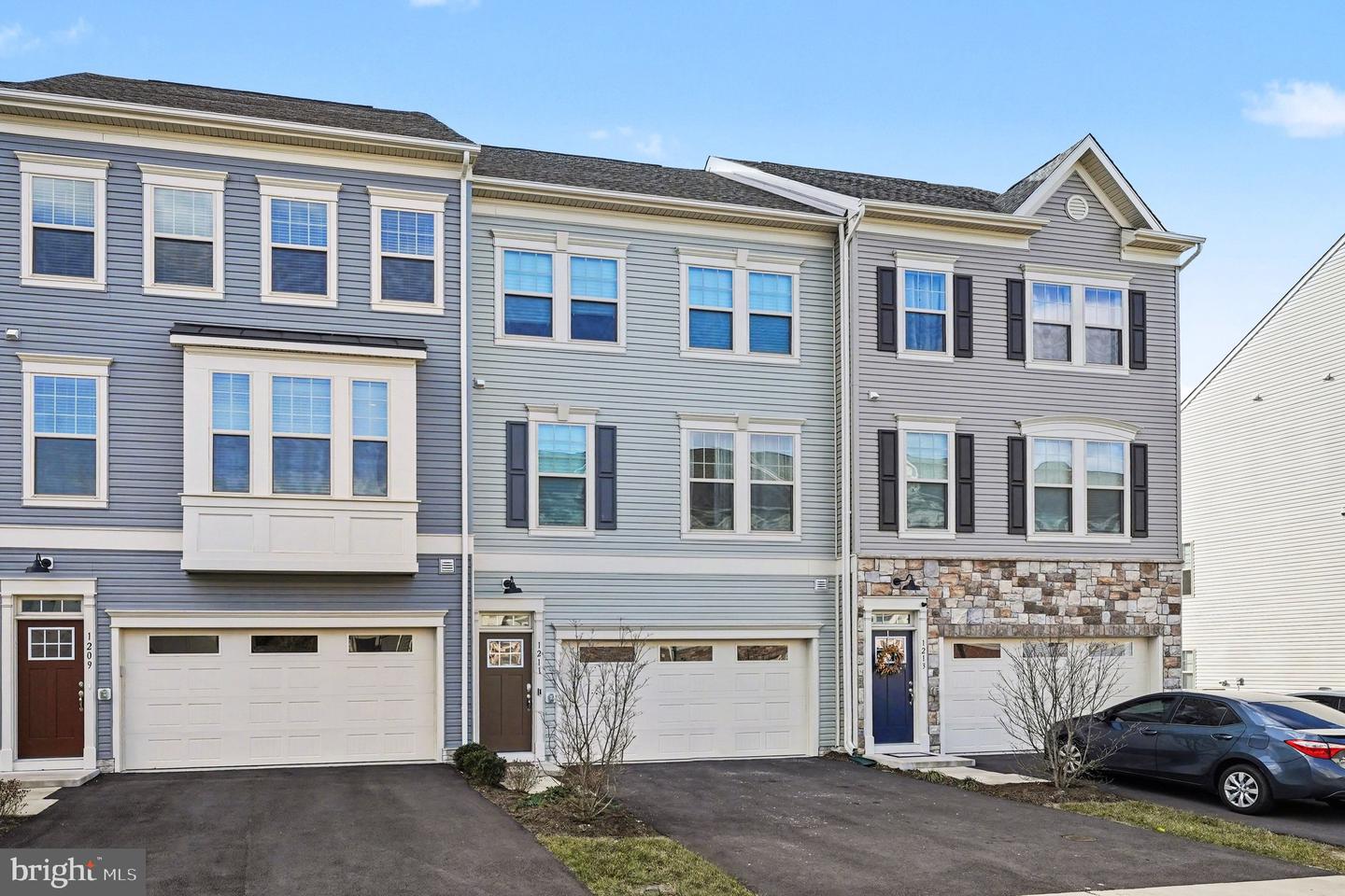 1211 CREEK BANK DR, STAFFORD, Virginia 22554, 4 Bedrooms Bedrooms, ,3 BathroomsBathrooms,Residential,For sale,1211 CREEK BANK DR,VAST2044860 MLS # VAST2044860