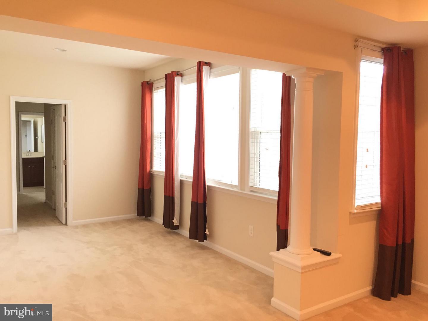 19508 FRONT ST, LEESBURG, Virginia 20176, 5 Bedrooms Bedrooms, ,4 BathroomsBathrooms,Residential,For sale,19508 FRONT ST,VALO2113068 MLS # VALO2113068 19508 FRONT ST, LEESBURG, Virginia 20176, 5 Bedrooms Bedrooms, ,4 BathroomsBathrooms,Residential,For sale,19508 FRONT ST,VALO2113068 MLS # VALO2113068