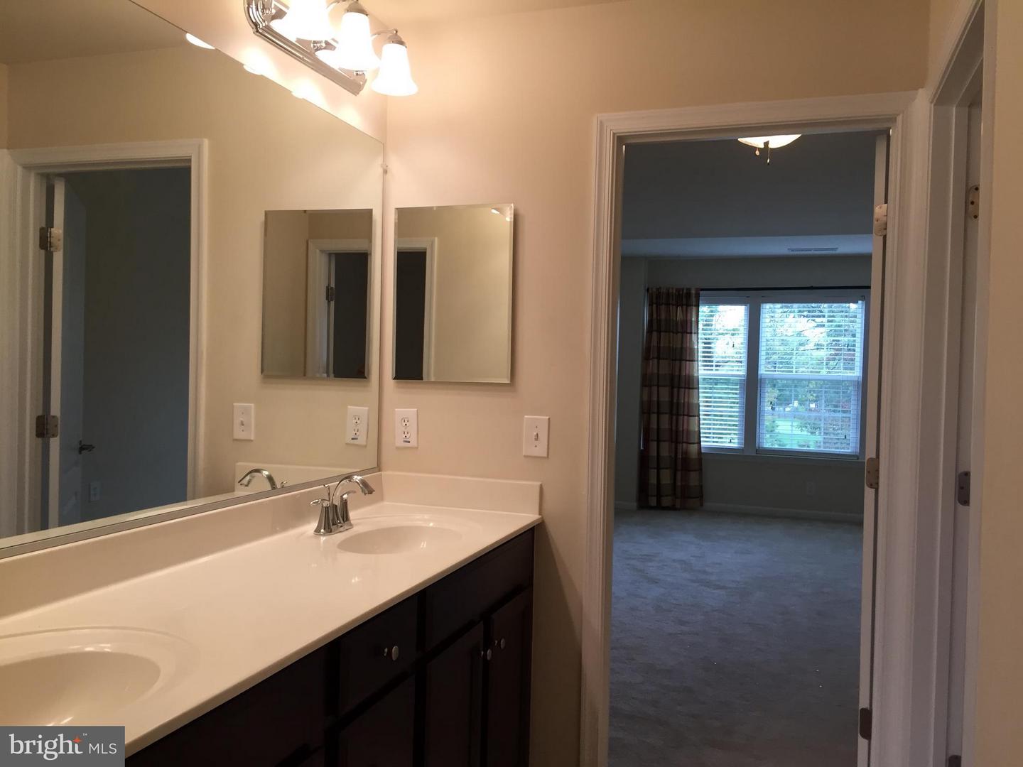 19508 FRONT ST, LEESBURG, Virginia 20176, 5 Bedrooms Bedrooms, ,4 BathroomsBathrooms,Residential,For sale,19508 FRONT ST,VALO2113068 MLS # VALO2113068 19508 FRONT ST, LEESBURG, Virginia 20176, 5 Bedrooms Bedrooms, ,4 BathroomsBathrooms,Residential,For sale,19508 FRONT ST,VALO2113068 MLS # VALO2113068