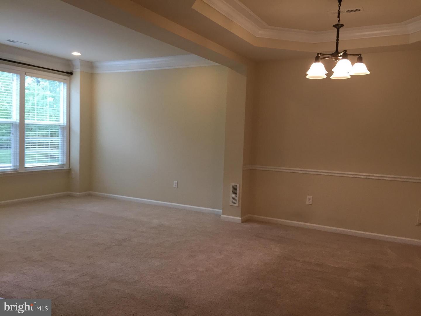 19508 FRONT ST, LEESBURG, Virginia 20176, 5 Bedrooms Bedrooms, ,4 BathroomsBathrooms,Residential,For sale,19508 FRONT ST,VALO2113068 MLS # VALO2113068 19508 FRONT ST, LEESBURG, Virginia 20176, 5 Bedrooms Bedrooms, ,4 BathroomsBathrooms,Residential,For sale,19508 FRONT ST,VALO2113068 MLS # VALO2113068