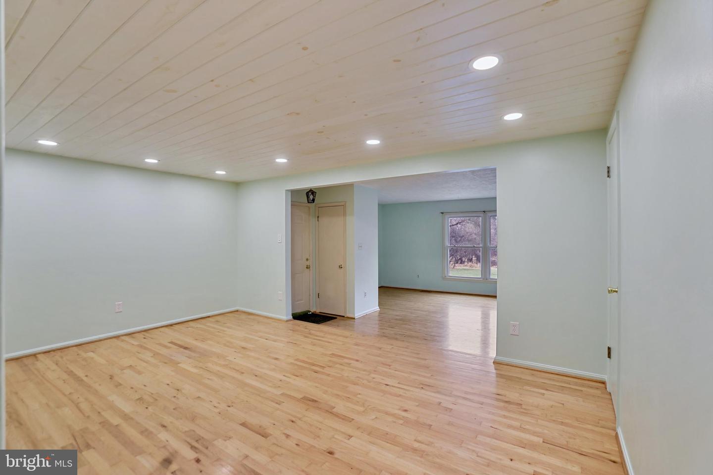 39362 RICKARD RD, LOVETTSVILLE, Virginia 20180, 3 Bedrooms Bedrooms, ,2 BathroomsBathrooms,Residential,For sale,39362 RICKARD RD,VALO2113072 MLS # VALO2113072