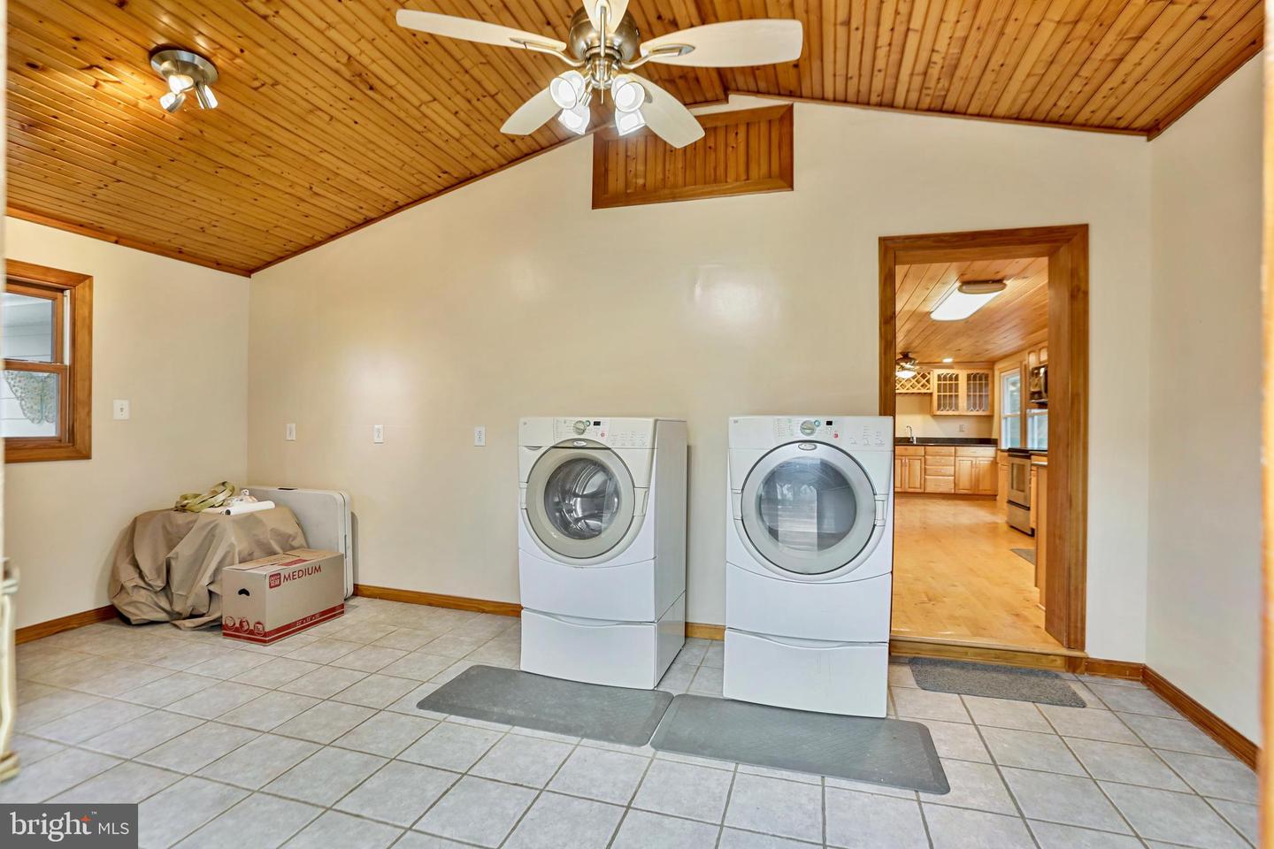 39362 RICKARD RD, LOVETTSVILLE, Virginia 20180, 3 Bedrooms Bedrooms, ,2 BathroomsBathrooms,Residential,For sale,39362 RICKARD RD,VALO2113072 MLS # VALO2113072