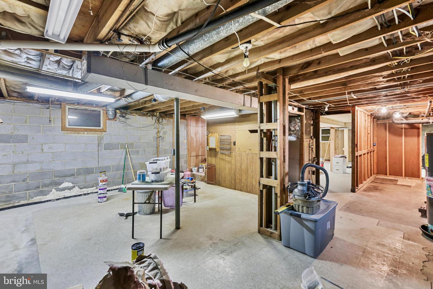 39362 RICKARD RD, LOVETTSVILLE, Virginia 20180, 3 Bedrooms Bedrooms, ,2 BathroomsBathrooms,Residential,For sale,39362 RICKARD RD,VALO2113072 MLS # VALO2113072