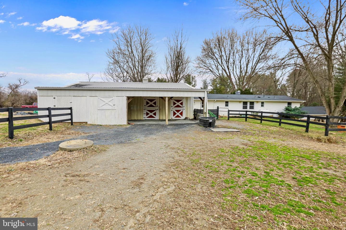 39362 RICKARD RD, LOVETTSVILLE, Virginia 20180, 3 Bedrooms Bedrooms, ,2 BathroomsBathrooms,Residential,For sale,39362 RICKARD RD,VALO2113072 MLS # VALO2113072