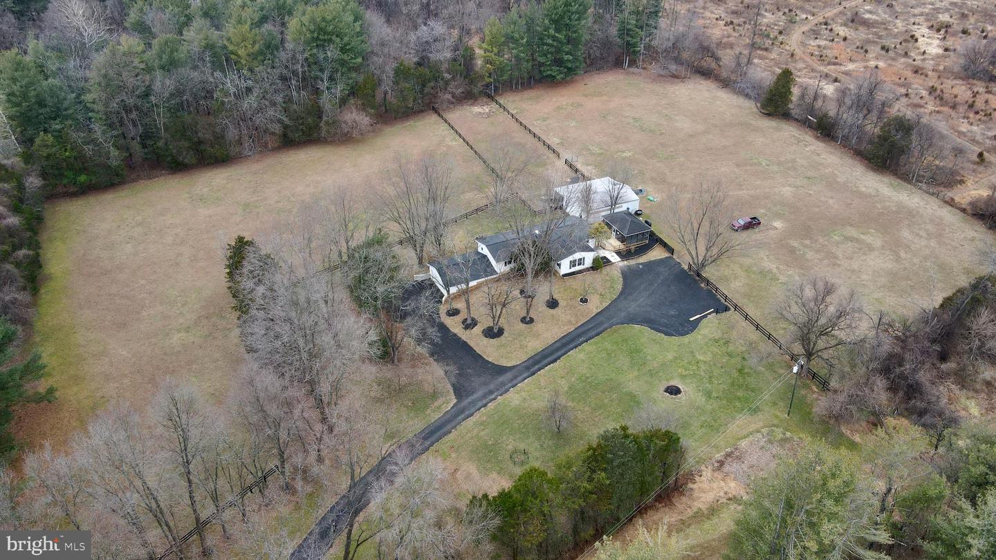 39362 RICKARD RD, LOVETTSVILLE, Virginia 20180, 3 Bedrooms Bedrooms, ,2 BathroomsBathrooms,Residential,For sale,39362 RICKARD RD,VALO2113072 MLS # VALO2113072