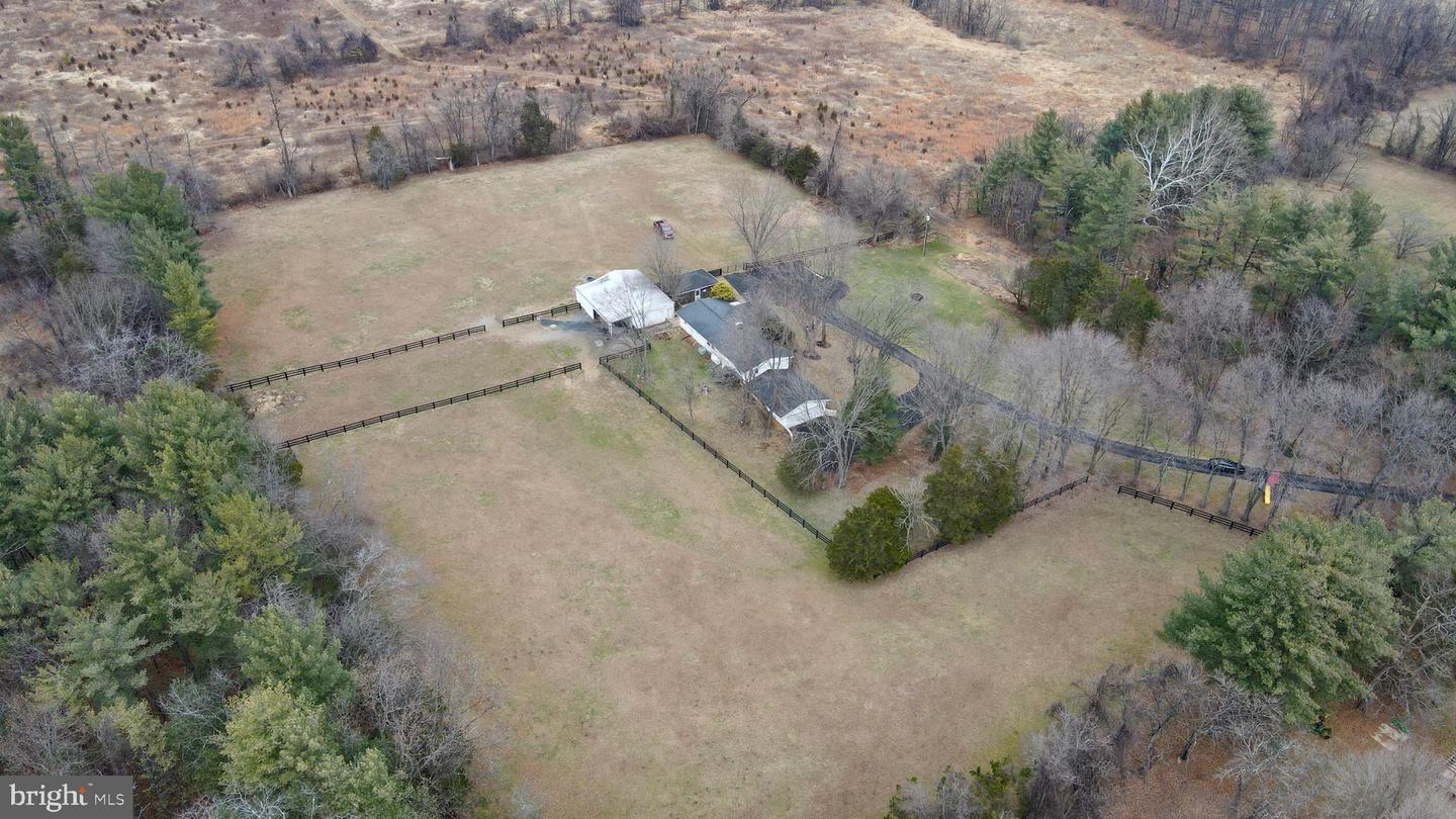 39362 RICKARD RD, LOVETTSVILLE, Virginia 20180, 3 Bedrooms Bedrooms, ,2 BathroomsBathrooms,Residential,For sale,39362 RICKARD RD,VALO2113072 MLS # VALO2113072