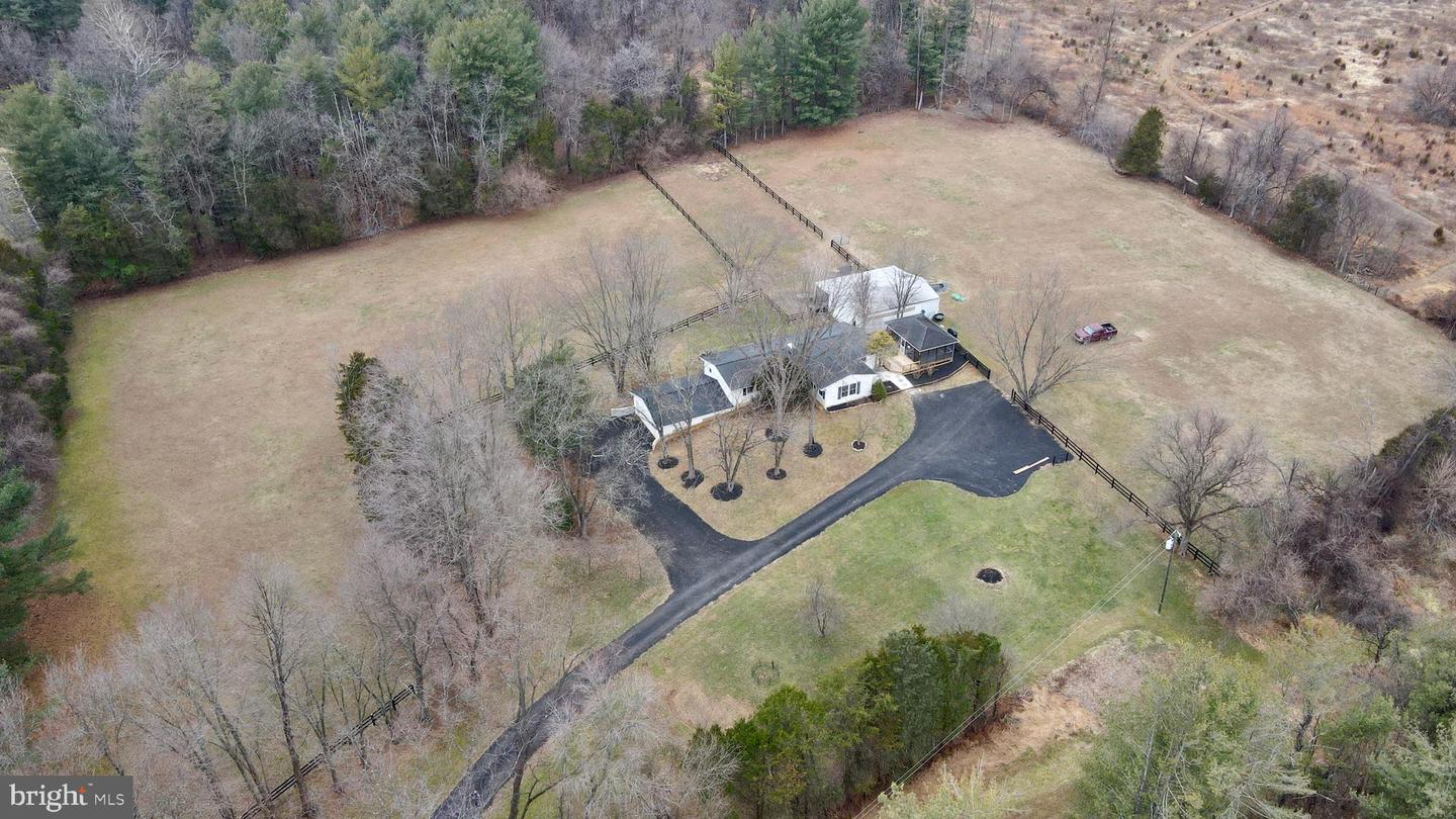 39362 RICKARD RD, LOVETTSVILLE, Virginia 20180, 3 Bedrooms Bedrooms, ,2 BathroomsBathrooms,Residential,For sale,39362 RICKARD RD,VALO2113072 MLS # VALO2113072