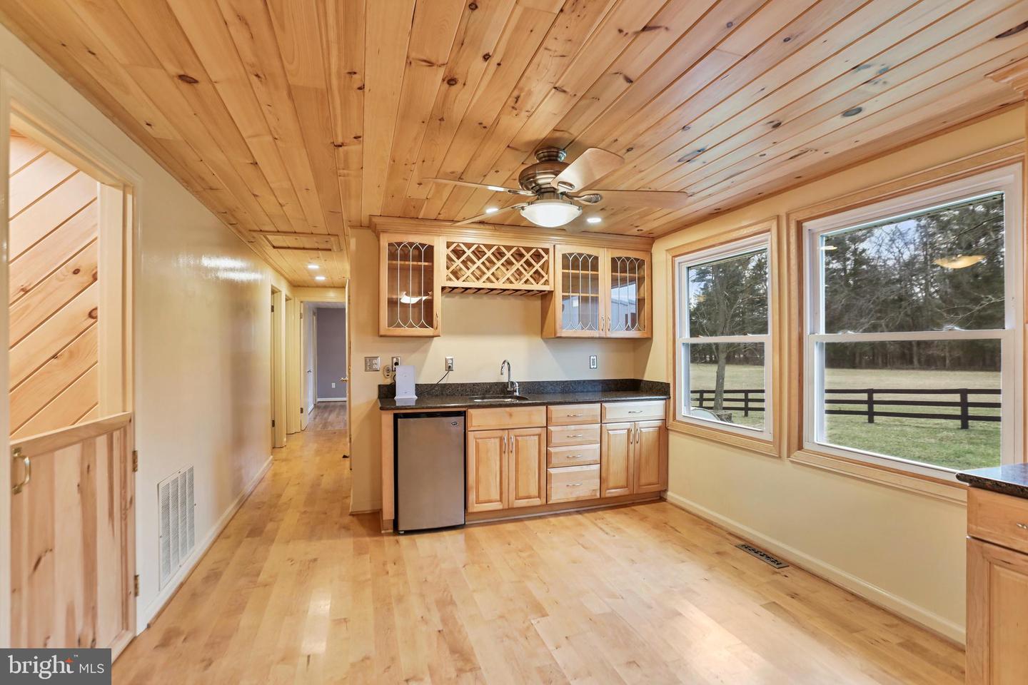 39362 RICKARD RD, LOVETTSVILLE, Virginia 20180, 3 Bedrooms Bedrooms, ,2 BathroomsBathrooms,Residential,For sale,39362 RICKARD RD,VALO2113072 MLS # VALO2113072