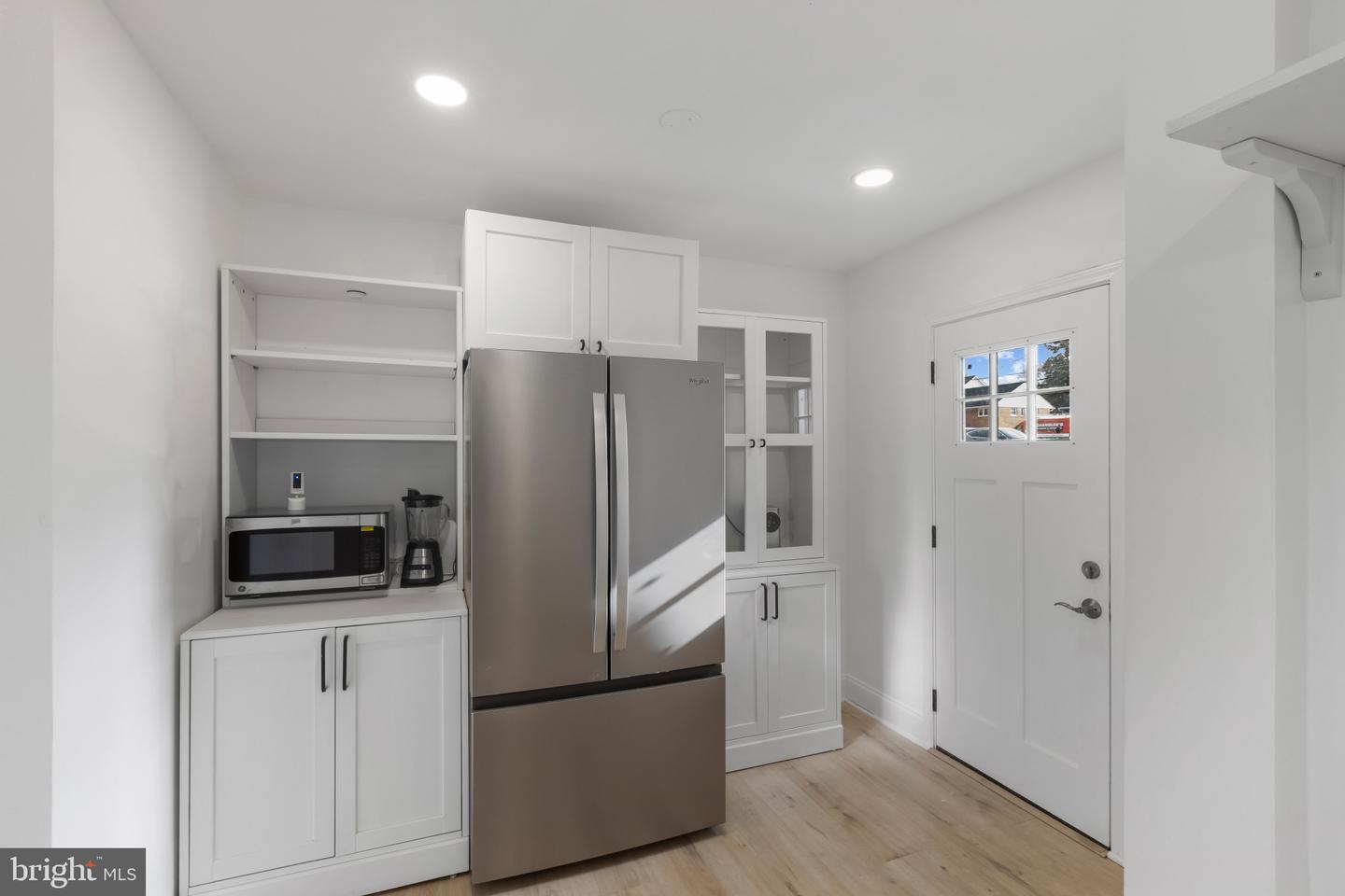 3284 ANNANDALE RD, FALLS CHURCH, Virginia 22042, 6 Bedrooms Bedrooms, ,4 BathroomsBathrooms,Residential,For sale,3284 ANNANDALE RD,VAFX2283528 MLS # VAFX2283528