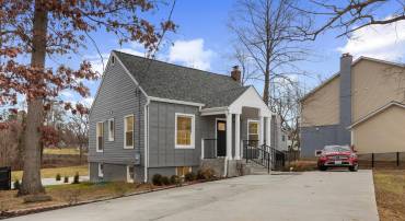 3284 ANNANDALE RD, FALLS CHURCH, Virginia 22042, 6 Bedrooms Bedrooms, ,4 BathroomsBathrooms,Residential,For sale,3284 ANNANDALE RD,VAFX2283528 MLS # VAFX2283528