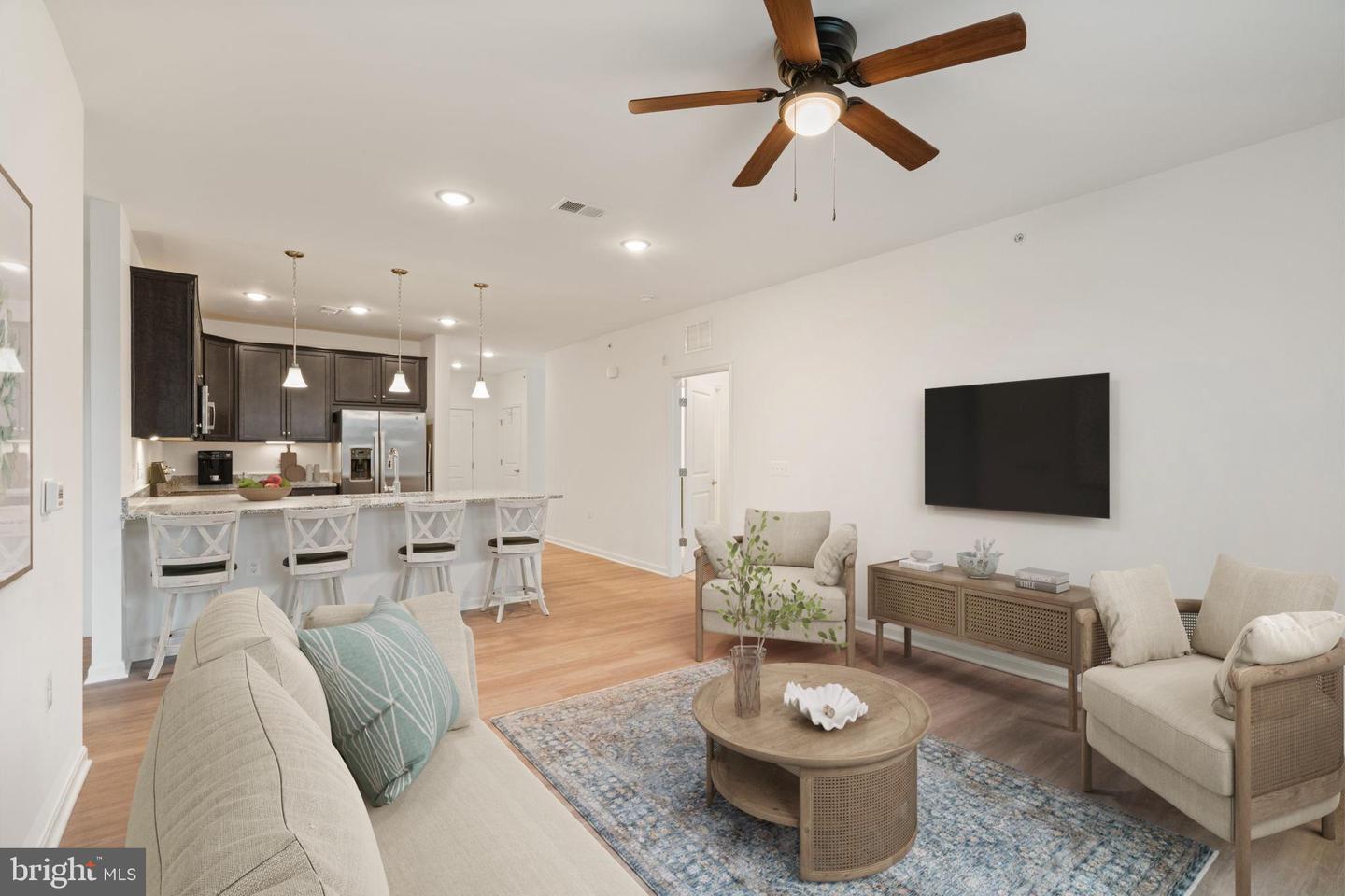 13950 ENGLEFIELD DR #408, WOODBRIDGE, Virginia 22193, 2 Bedrooms Bedrooms, ,2 BathroomsBathrooms,Residential,For sale,13950 ENGLEFIELD DR #408,VAPW2109638 MLS # VAPW2109638