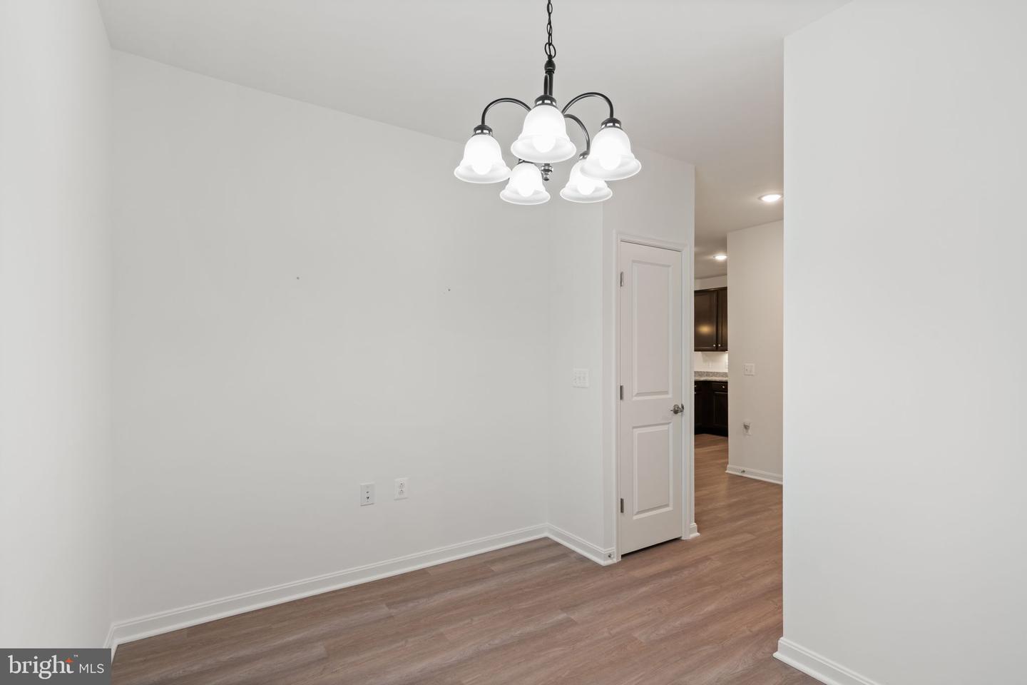 13950 ENGLEFIELD DR #408, WOODBRIDGE, Virginia 22193, 2 Bedrooms Bedrooms, ,2 BathroomsBathrooms,Residential,For sale,13950 ENGLEFIELD DR #408,VAPW2109638 MLS # VAPW2109638