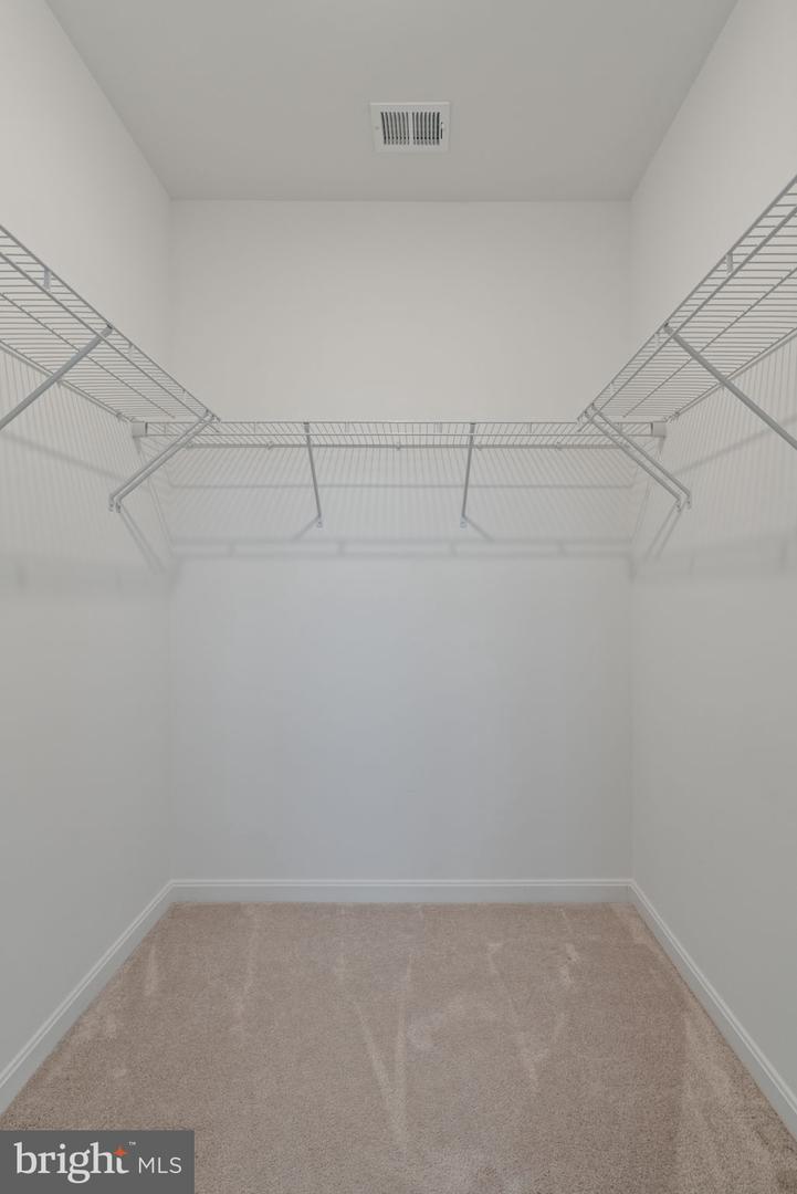 13950 ENGLEFIELD DR #408, WOODBRIDGE, Virginia 22193, 2 Bedrooms Bedrooms, ,2 BathroomsBathrooms,Residential,For sale,13950 ENGLEFIELD DR #408,VAPW2109638 MLS # VAPW2109638