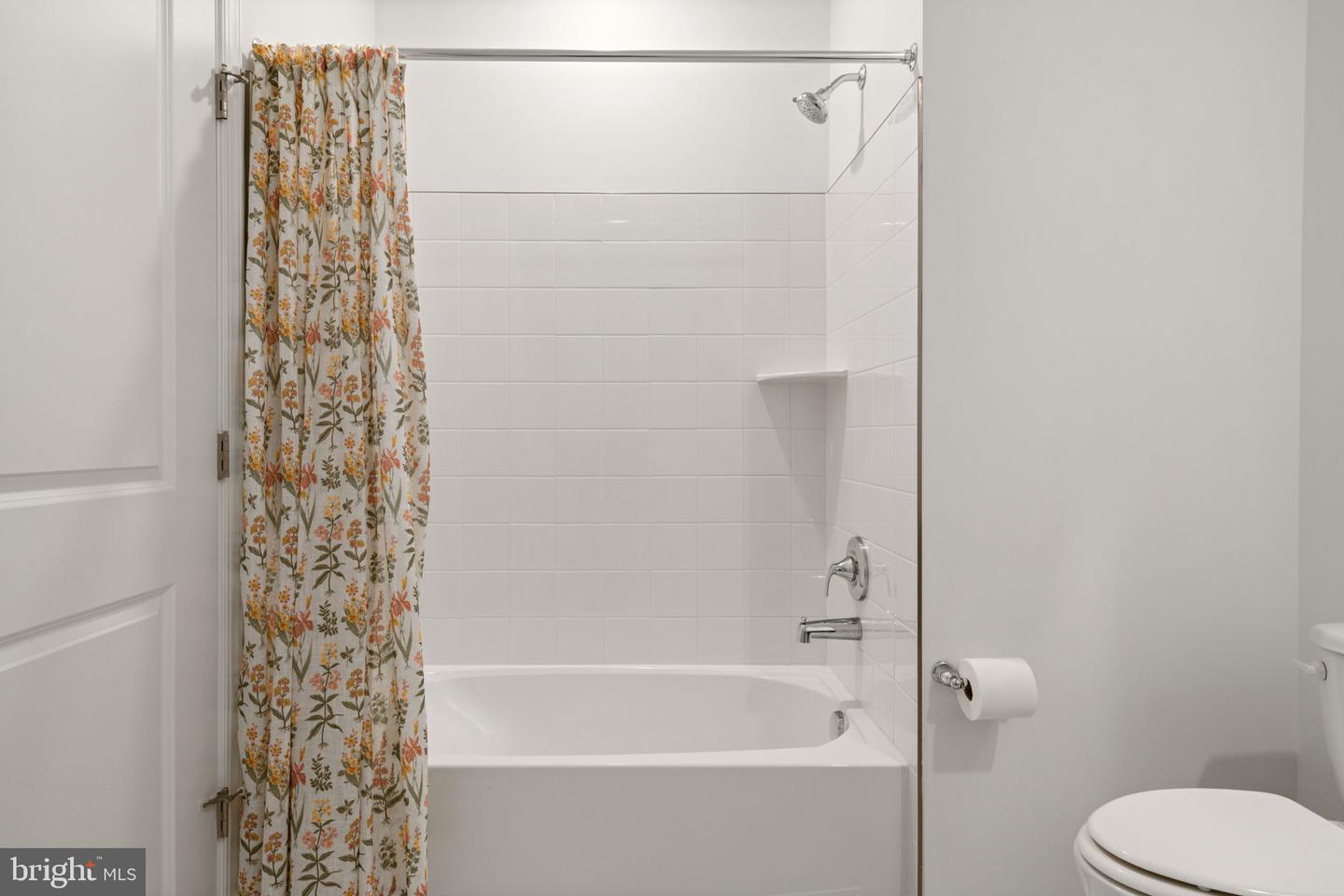 13950 ENGLEFIELD DR #408, WOODBRIDGE, Virginia 22193, 2 Bedrooms Bedrooms, ,2 BathroomsBathrooms,Residential,For sale,13950 ENGLEFIELD DR #408,VAPW2109638 MLS # VAPW2109638