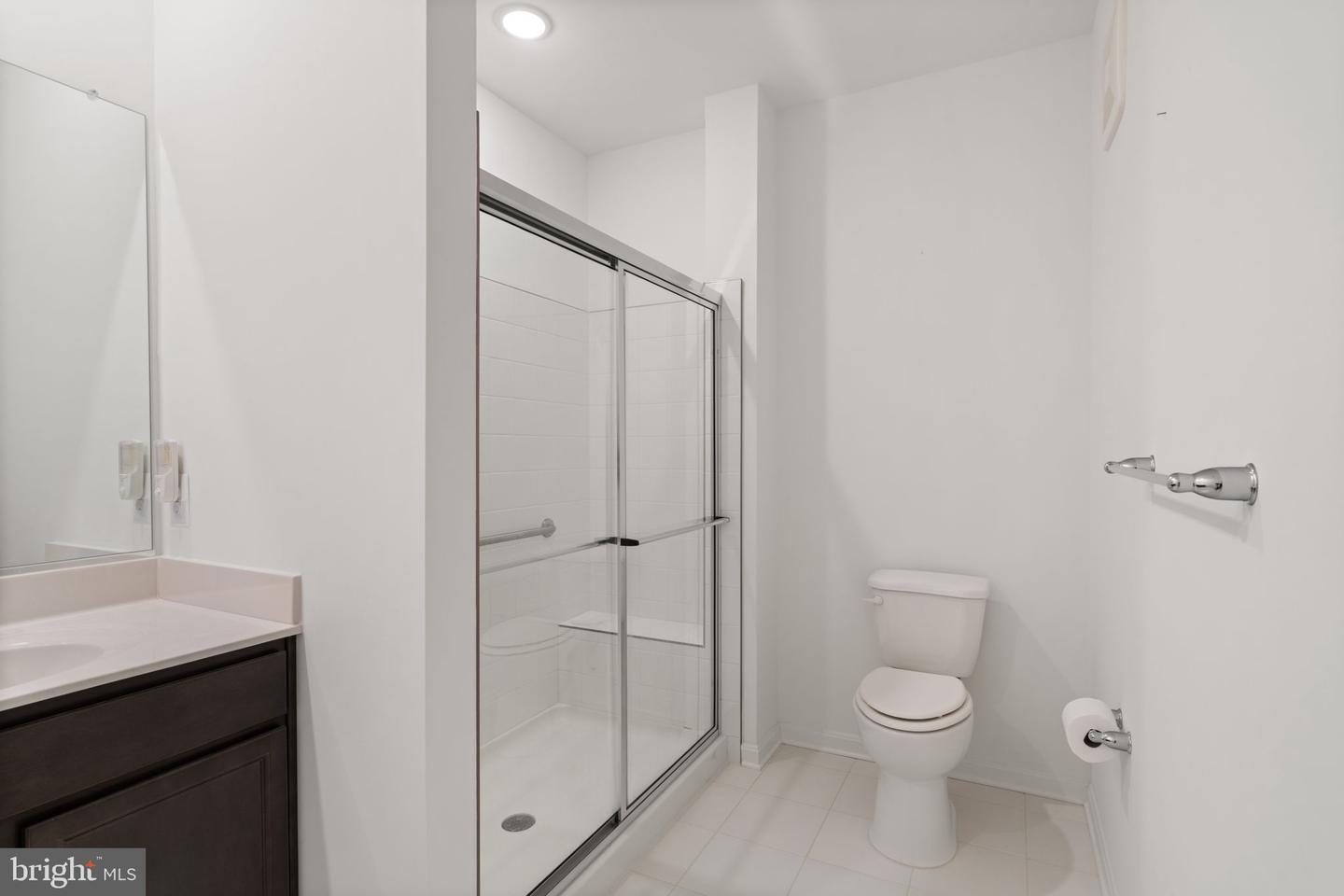 13950 ENGLEFIELD DR #408, WOODBRIDGE, Virginia 22193, 2 Bedrooms Bedrooms, ,2 BathroomsBathrooms,Residential,For sale,13950 ENGLEFIELD DR #408,VAPW2109638 MLS # VAPW2109638