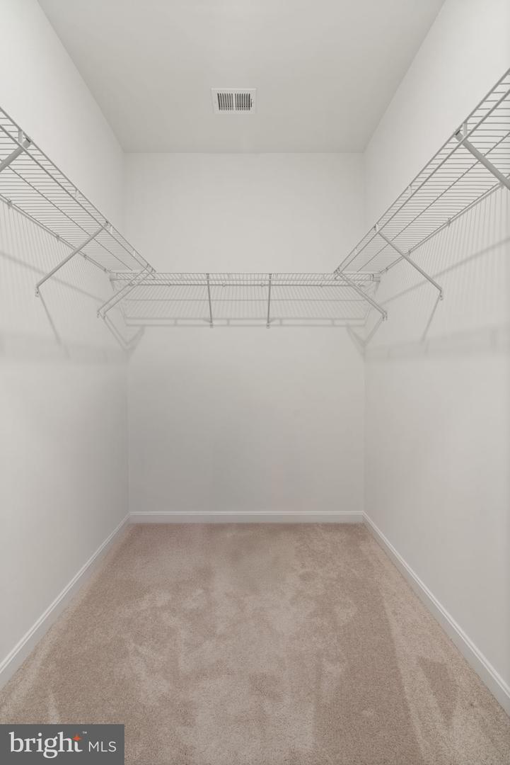 13950 ENGLEFIELD DR #408, WOODBRIDGE, Virginia 22193, 2 Bedrooms Bedrooms, ,2 BathroomsBathrooms,Residential,For sale,13950 ENGLEFIELD DR #408,VAPW2109638 MLS # VAPW2109638