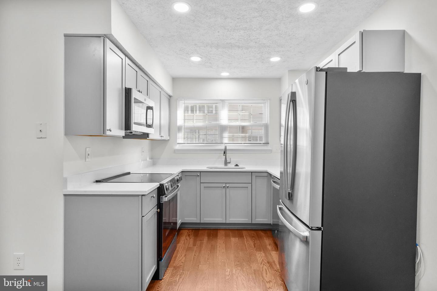 12101 GREEN LEAF CT #102, FAIRFAX, Virginia 22033, 3 Bedrooms Bedrooms, ,2 BathroomsBathrooms,Residential,For sale,12101 GREEN LEAF CT #102,VAFX2283530 MLS # VAFX2283530