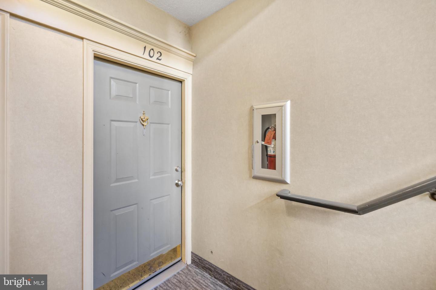 12101 GREEN LEAF CT #102, FAIRFAX, Virginia 22033, 3 Bedrooms Bedrooms, ,2 BathroomsBathrooms,Residential,For sale,12101 GREEN LEAF CT #102,VAFX2283530 MLS # VAFX2283530