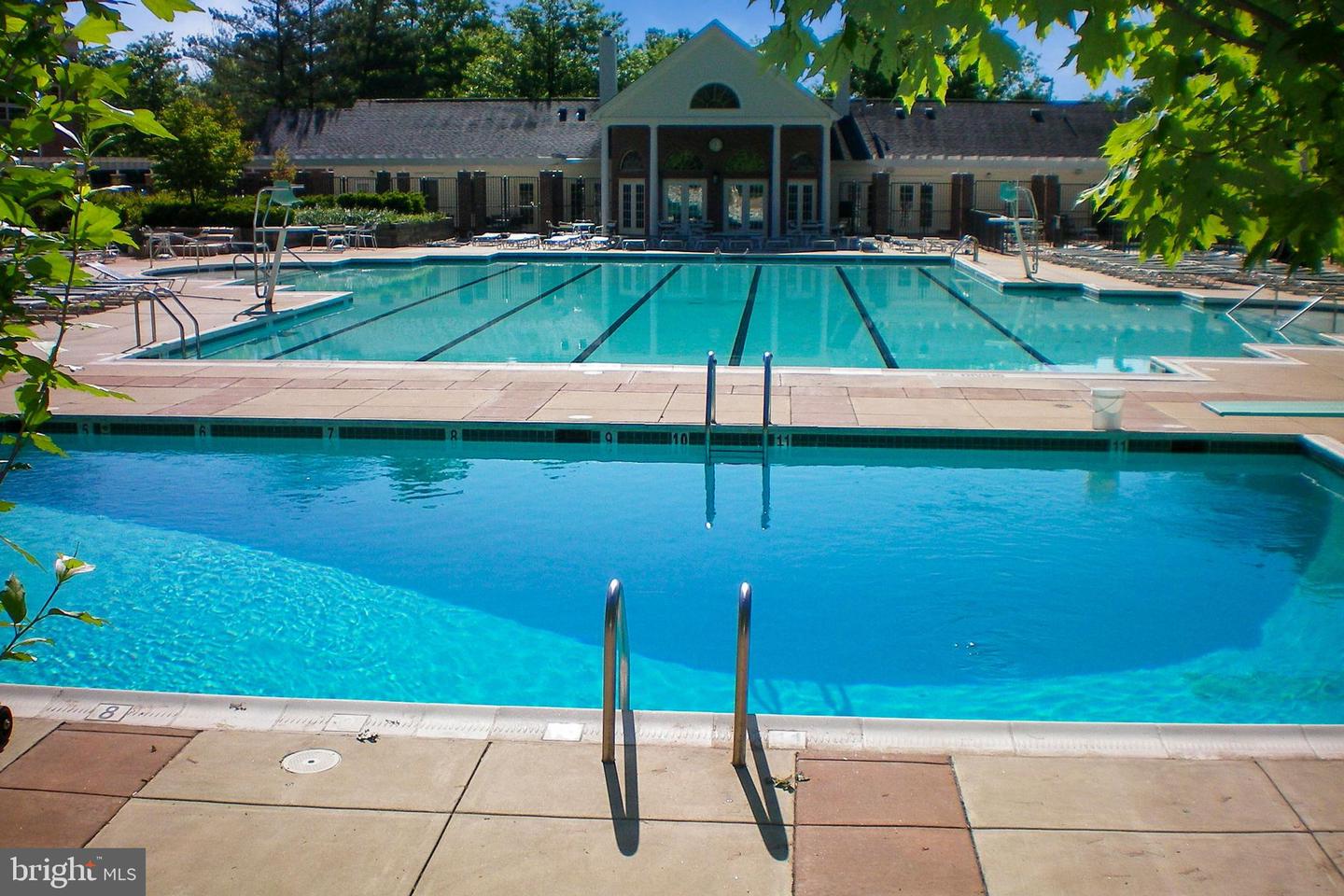 12101 GREEN LEAF CT #102, FAIRFAX, Virginia 22033, 3 Bedrooms Bedrooms, ,2 BathroomsBathrooms,Residential,For sale,12101 GREEN LEAF CT #102,VAFX2283530 MLS # VAFX2283530