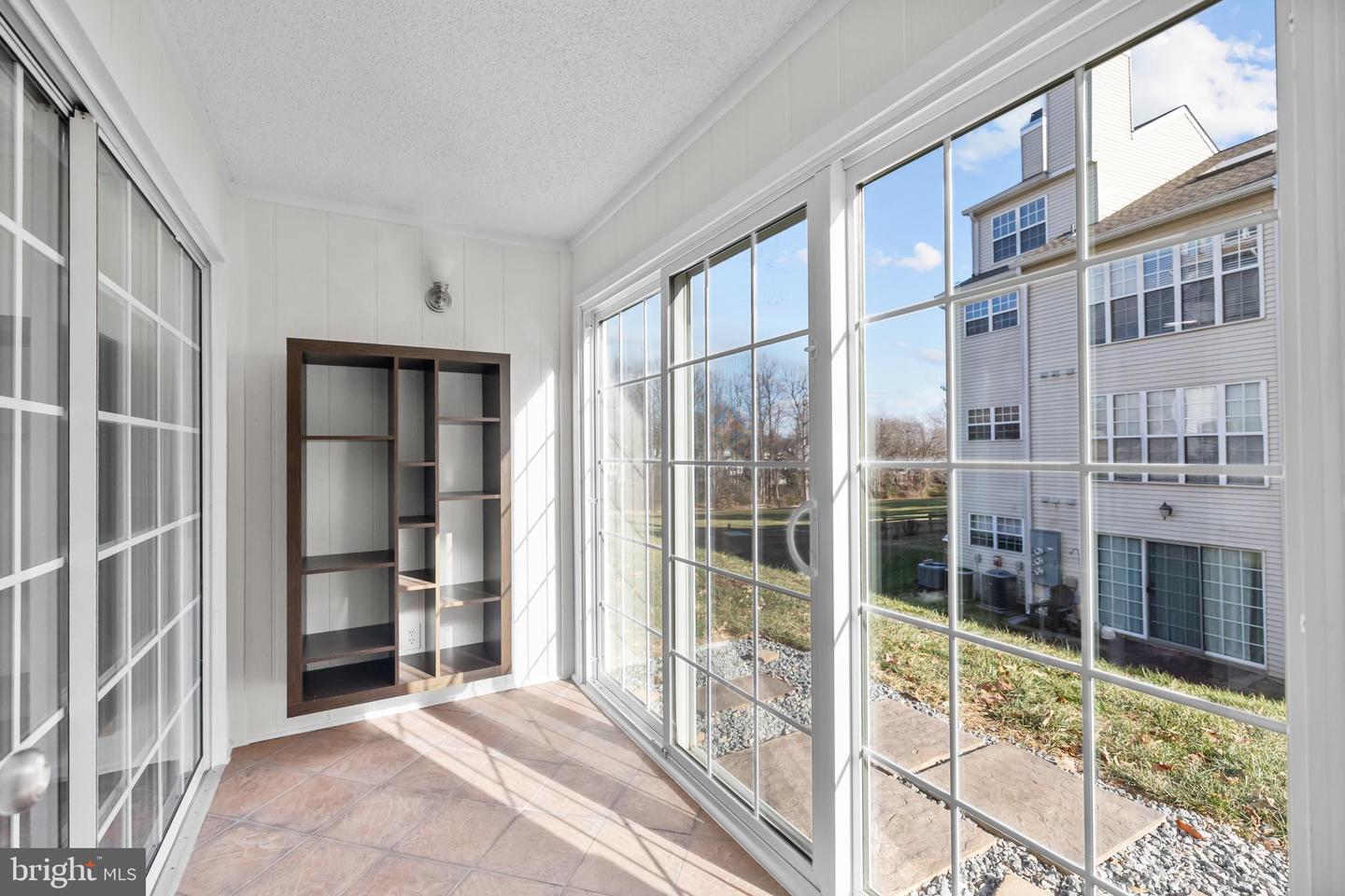 12101 GREEN LEAF CT #102, FAIRFAX, Virginia 22033, 3 Bedrooms Bedrooms, ,2 BathroomsBathrooms,Residential,For sale,12101 GREEN LEAF CT #102,VAFX2283530 MLS # VAFX2283530