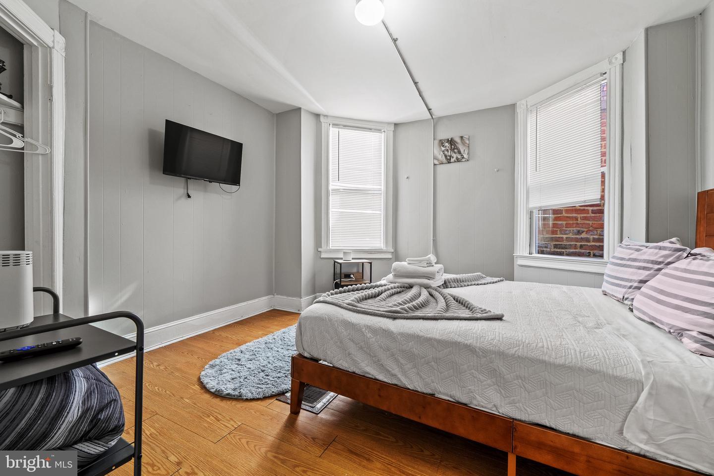 28 T ST NW, WASHINGTON, District Of Columbia 20001, 10 Bedrooms Bedrooms, ,3 BathroomsBathrooms,Residential,For sale,28 T ST NW,DCDC2236130 MLS # DCDC2236130