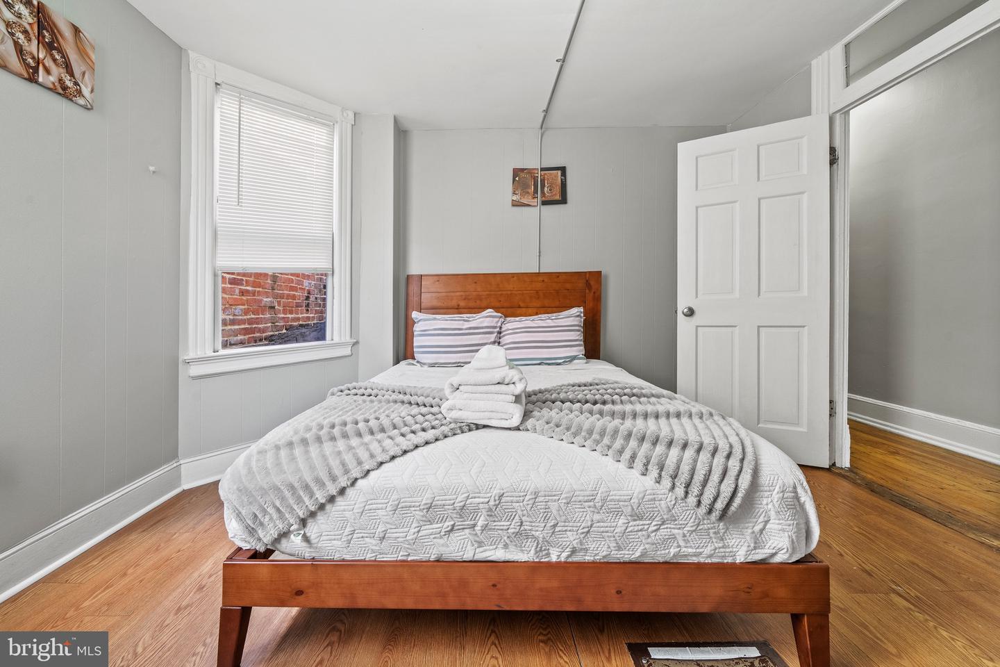 28 T ST NW, WASHINGTON, District Of Columbia 20001, 10 Bedrooms Bedrooms, ,3 BathroomsBathrooms,Residential,For sale,28 T ST NW,DCDC2236130 MLS # DCDC2236130