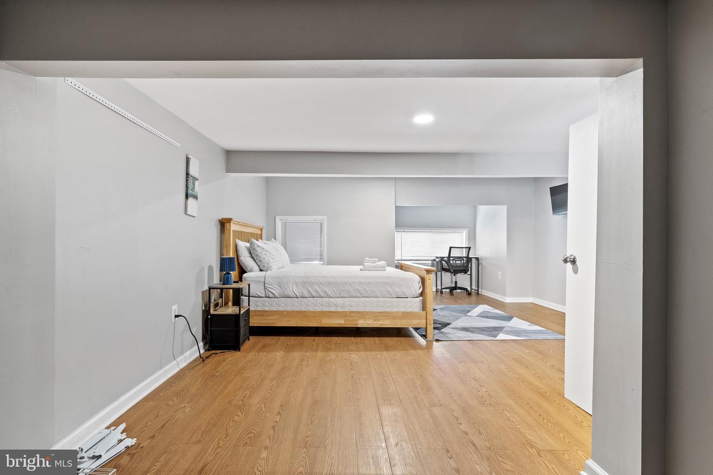 28 T ST NW, WASHINGTON, District Of Columbia 20001, 10 Bedrooms Bedrooms, ,3 BathroomsBathrooms,Residential,For sale,28 T ST NW,DCDC2236130 MLS # DCDC2236130