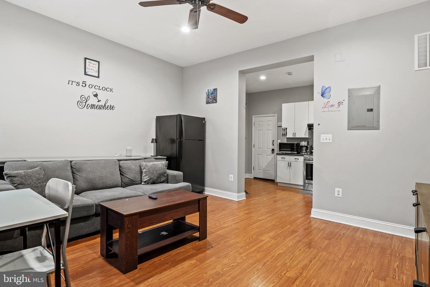 28 T ST NW, WASHINGTON, District Of Columbia 20001, 10 Bedrooms Bedrooms, ,3 BathroomsBathrooms,Residential,For sale,28 T ST NW,DCDC2236130 MLS # DCDC2236130