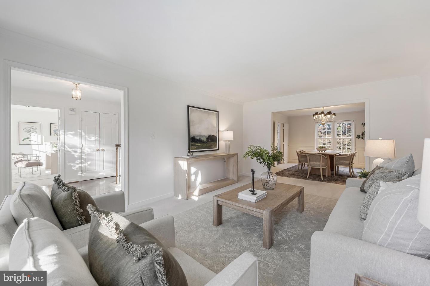 10332 DUNN MEADOW RD, VIENNA, Virginia 22182, 4 Bedrooms Bedrooms, ,2 BathroomsBathrooms,Residential,For sale,10332 DUNN MEADOW RD,VAFX2283370 MLS # VAFX2283370