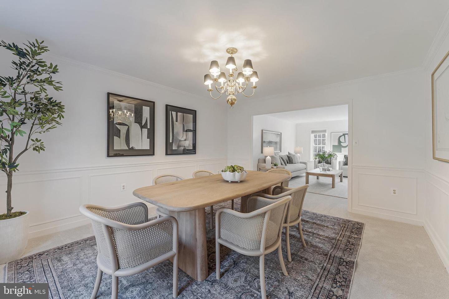 10332 DUNN MEADOW RD, VIENNA, Virginia 22182, 4 Bedrooms Bedrooms, ,2 BathroomsBathrooms,Residential,For sale,10332 DUNN MEADOW RD,VAFX2283370 MLS # VAFX2283370