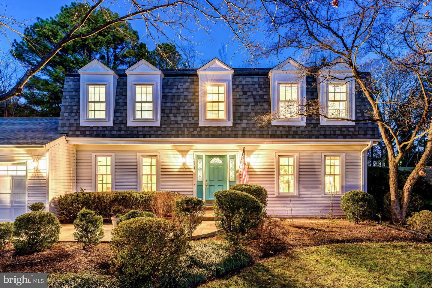 10332 DUNN MEADOW RD, VIENNA, Virginia 22182, 4 Bedrooms Bedrooms, ,2 BathroomsBathrooms,Residential,For sale,10332 DUNN MEADOW RD,VAFX2283370 MLS # VAFX2283370