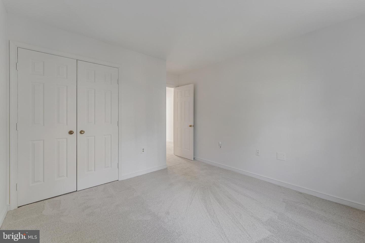 10332 DUNN MEADOW RD, VIENNA, Virginia 22182, 4 Bedrooms Bedrooms, ,2 BathroomsBathrooms,Residential,For sale,10332 DUNN MEADOW RD,VAFX2283370 MLS # VAFX2283370