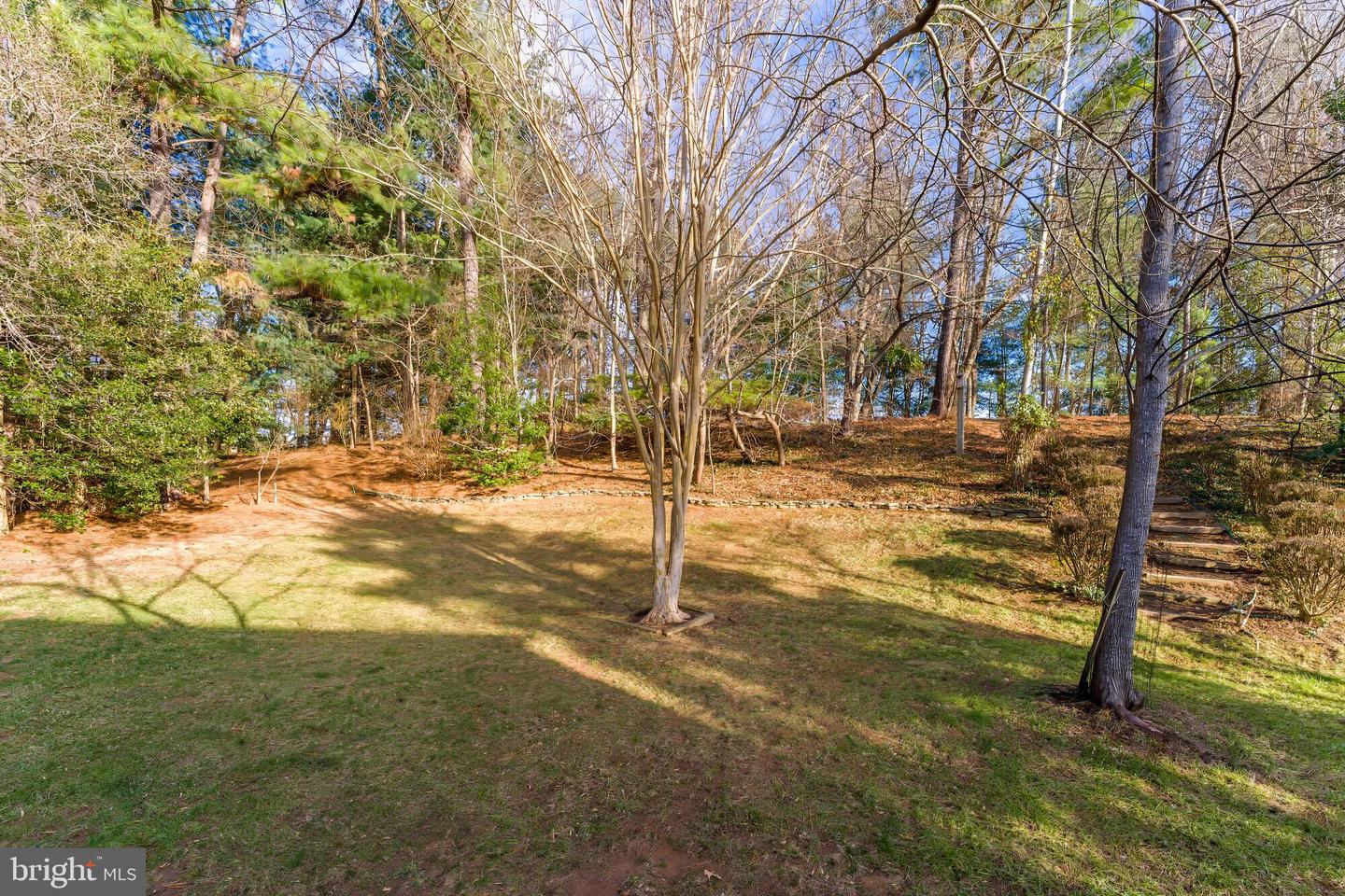 10332 DUNN MEADOW RD, VIENNA, Virginia 22182, 4 Bedrooms Bedrooms, ,2 BathroomsBathrooms,Residential,For sale,10332 DUNN MEADOW RD,VAFX2283370 MLS # VAFX2283370