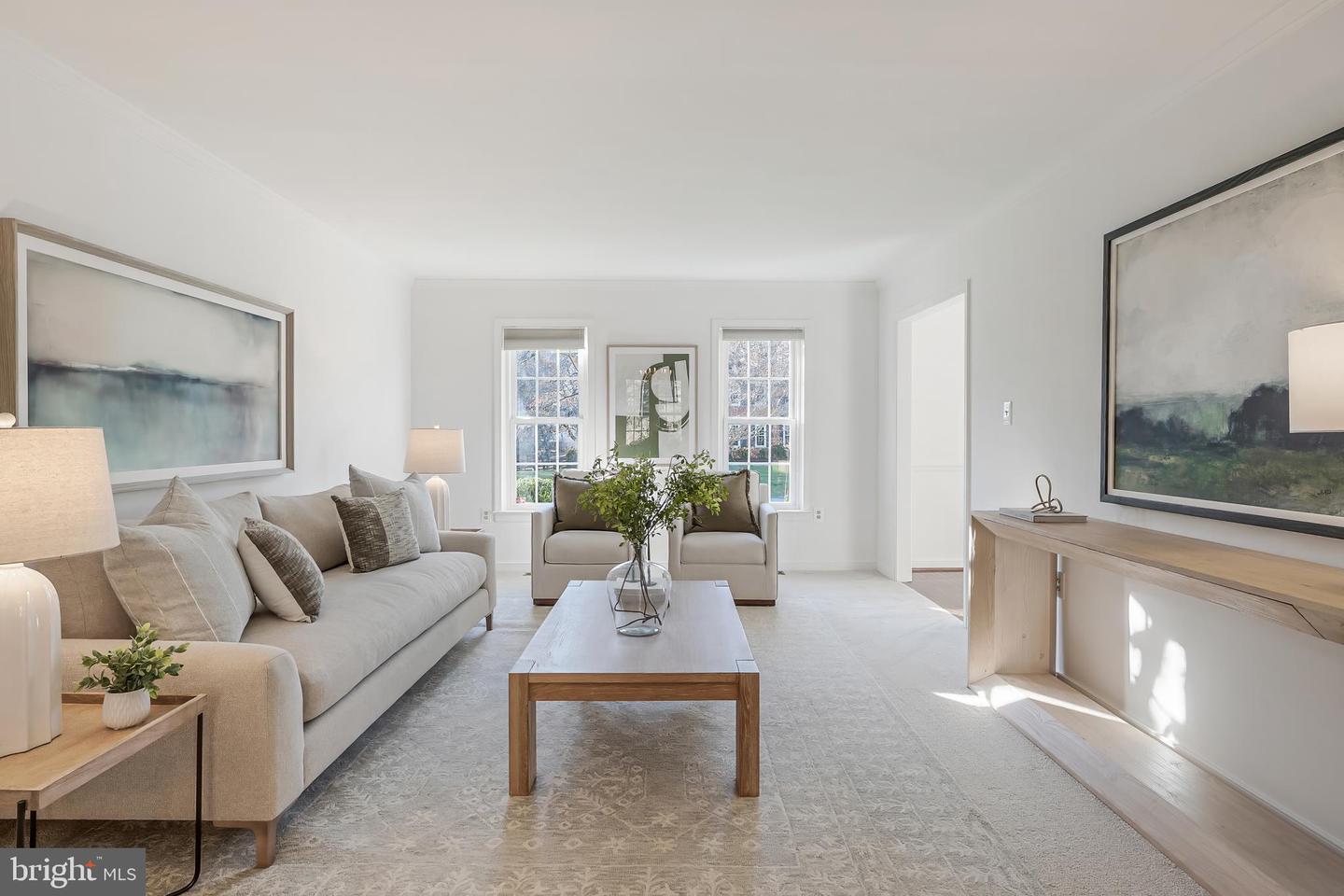 10332 DUNN MEADOW RD, VIENNA, Virginia 22182, 4 Bedrooms Bedrooms, ,2 BathroomsBathrooms,Residential,For sale,10332 DUNN MEADOW RD,VAFX2283370 MLS # VAFX2283370