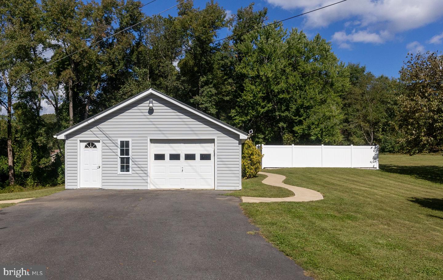 1321 CALEDON RD, KING GEORGE, Virginia 22485, 4 Bedrooms Bedrooms, ,3 BathroomsBathrooms,Residential,For sale,1321 CALEDON RD,VAKG2007426 MLS # VAKG2007426 1321 CALEDON RD, KING GEORGE, Virginia 22485, 4 Bedrooms Bedrooms, ,3 BathroomsBathrooms,Residential,For sale,1321 CALEDON RD,VAKG2007426 MLS # VAKG2007426