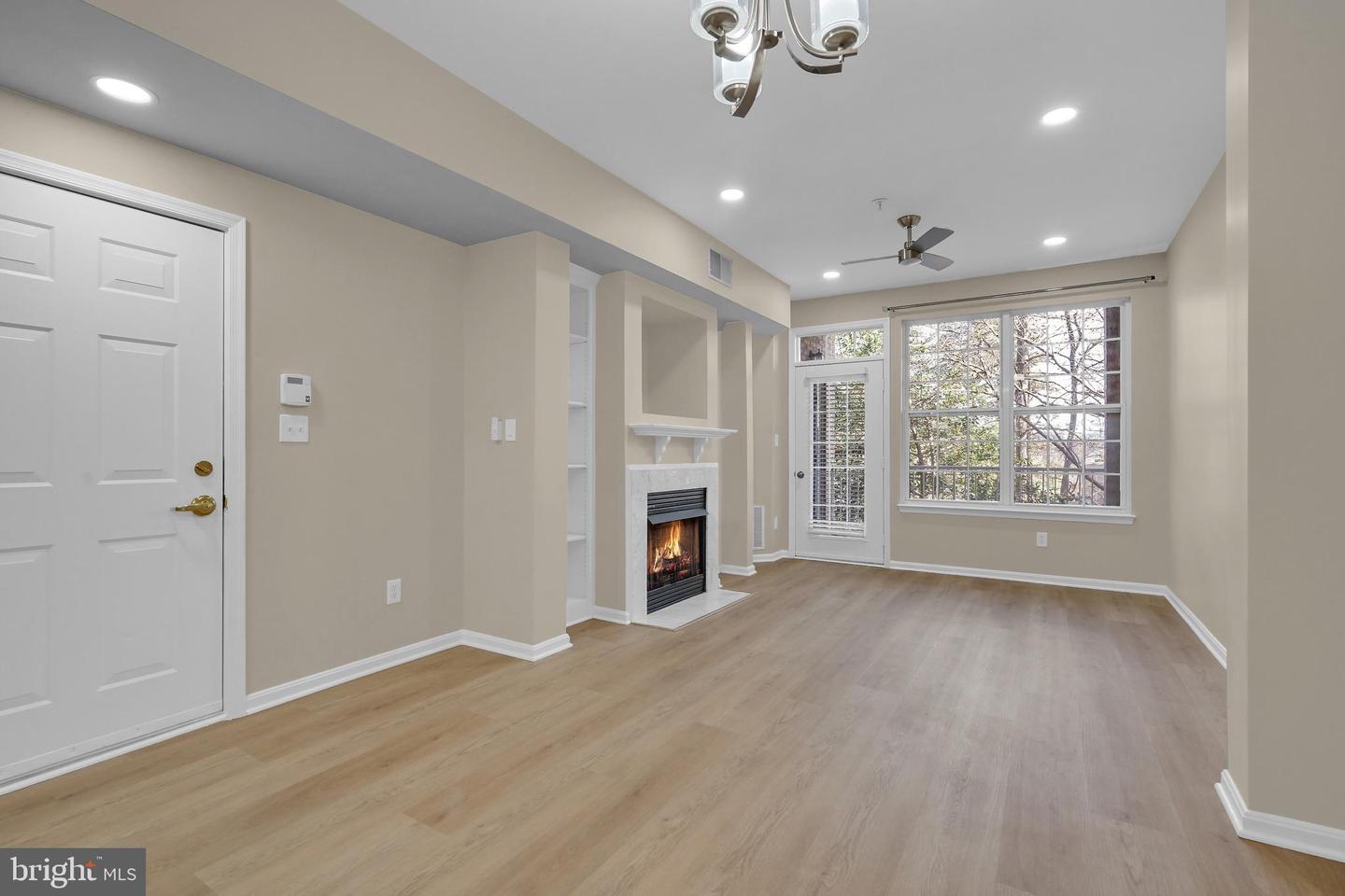 2663 MANHATTAN PL #01/109, VIENNA, Virginia 22180, 2 Bedrooms Bedrooms, ,2 BathroomsBathrooms,Residential,For sale,2663 MANHATTAN PL #01/109,VAFX2283554 MLS # VAFX2283554