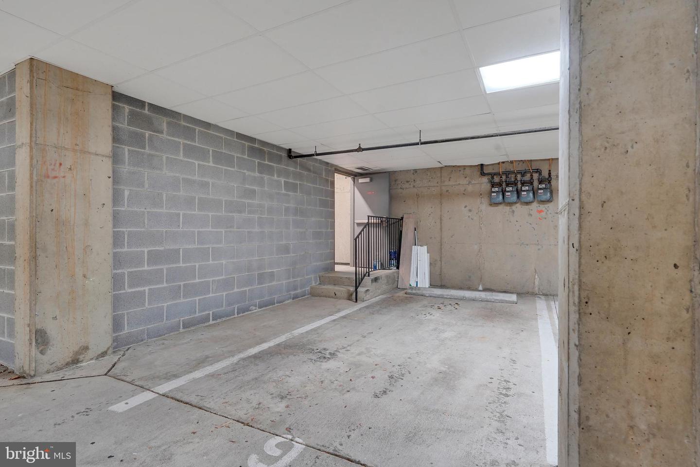 2663 MANHATTAN PL #01/109, VIENNA, Virginia 22180, 2 Bedrooms Bedrooms, ,2 BathroomsBathrooms,Residential,For sale,2663 MANHATTAN PL #01/109,VAFX2283554 MLS # VAFX2283554