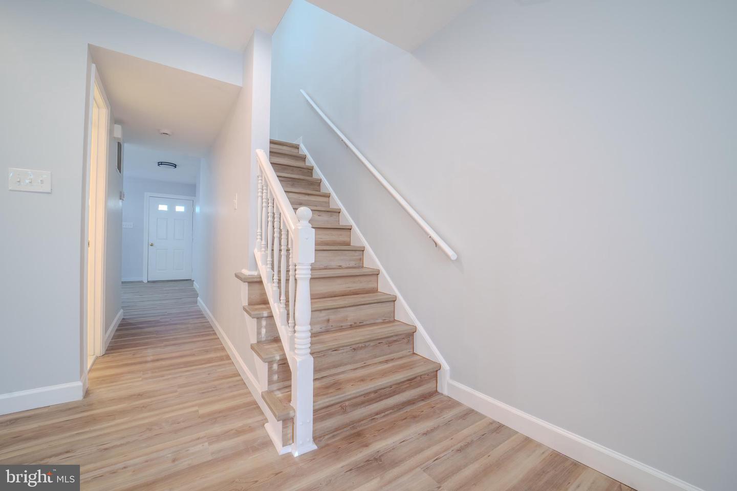 4415 ENSBROOK LN, WOODBRIDGE, Virginia 22193, 3 Bedrooms Bedrooms, ,3 BathroomsBathrooms,Residential,For sale,4415 ENSBROOK LN,VAPW2109570 MLS # VAPW2109570