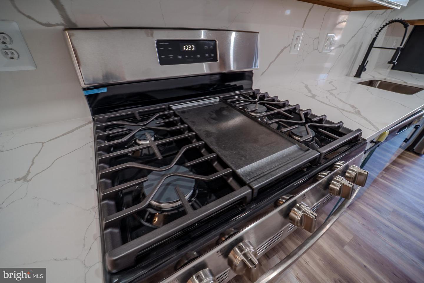 4415 ENSBROOK LN, WOODBRIDGE, Virginia 22193, 3 Bedrooms Bedrooms, ,3 BathroomsBathrooms,Residential,For sale,4415 ENSBROOK LN,VAPW2109570 MLS # VAPW2109570