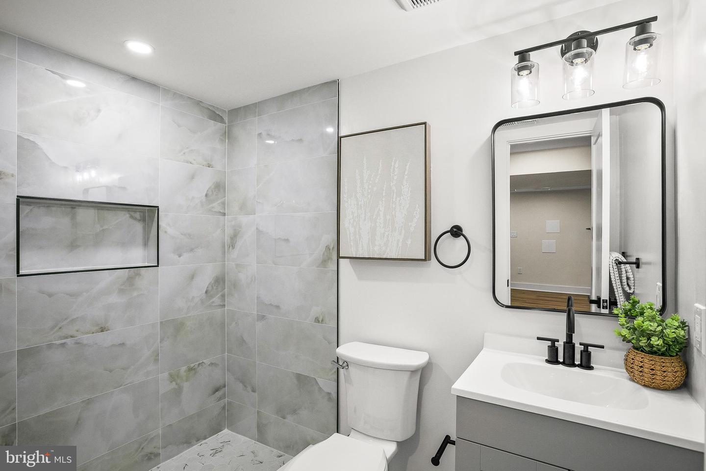 1435 CHANNING ST NE, WASHINGTON, District Of Columbia 20018, 3 Bedrooms Bedrooms, ,2 BathroomsBathrooms,Residential,For sale,1435 CHANNING ST NE,DCDC2236468 MLS # DCDC2236468