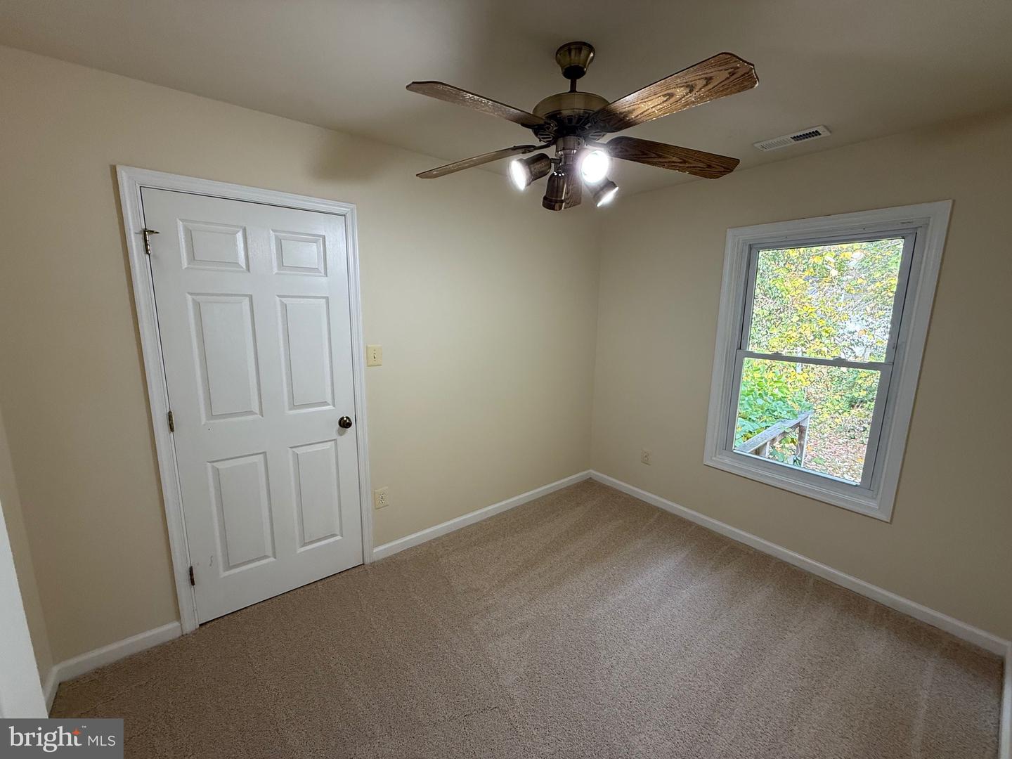 1226 EASY ST, WOODBRIDGE, Virginia 22191, 2 Bedrooms Bedrooms, ,1 BathroomBathrooms,Residential,For sale,1226 EASY ST,VAPW2109588 MLS # VAPW2109588 1226 EASY ST, WOODBRIDGE, Virginia 22191, 2 Bedrooms Bedrooms, ,1 BathroomBathrooms,Residential,For sale,1226 EASY ST,VAPW2109588 MLS # VAPW2109588