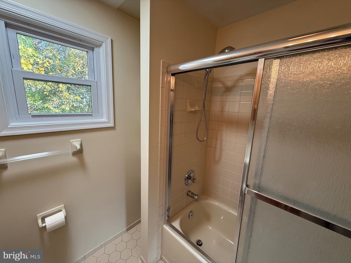 1226 EASY ST, WOODBRIDGE, Virginia 22191, 2 Bedrooms Bedrooms, ,1 BathroomBathrooms,Residential,For sale,1226 EASY ST,VAPW2109588 MLS # VAPW2109588 1226 EASY ST, WOODBRIDGE, Virginia 22191, 2 Bedrooms Bedrooms, ,1 BathroomBathrooms,Residential,For sale,1226 EASY ST,VAPW2109588 MLS # VAPW2109588