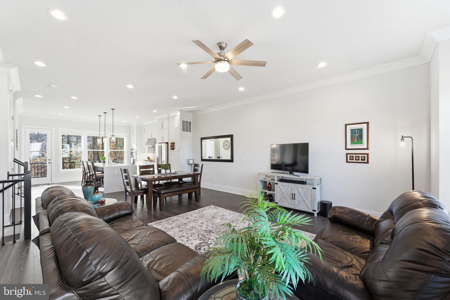 14661 BATTERY RIDGE LN, CENTREVILLE, Virginia 20120, 3 Bedrooms Bedrooms, ,2 BathroomsBathrooms,Residential,For sale,14661 BATTERY RIDGE LN,VAFX2283440 MLS # VAFX2283440 14661 BATTERY RIDGE LN, CENTREVILLE, Virginia 20120, 3 Bedrooms Bedrooms, ,2 BathroomsBathrooms,Residential,For sale,14661 BATTERY RIDGE LN,VAFX2283440 MLS # VAFX2283440