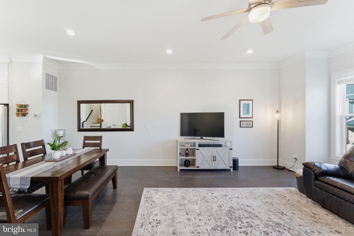 14661 BATTERY RIDGE LN, CENTREVILLE, Virginia 20120, 3 Bedrooms Bedrooms, ,2 BathroomsBathrooms,Residential,For sale,14661 BATTERY RIDGE LN,VAFX2283440 MLS # VAFX2283440 14661 BATTERY RIDGE LN, CENTREVILLE, Virginia 20120, 3 Bedrooms Bedrooms, ,2 BathroomsBathrooms,Residential,For sale,14661 BATTERY RIDGE LN,VAFX2283440 MLS # VAFX2283440