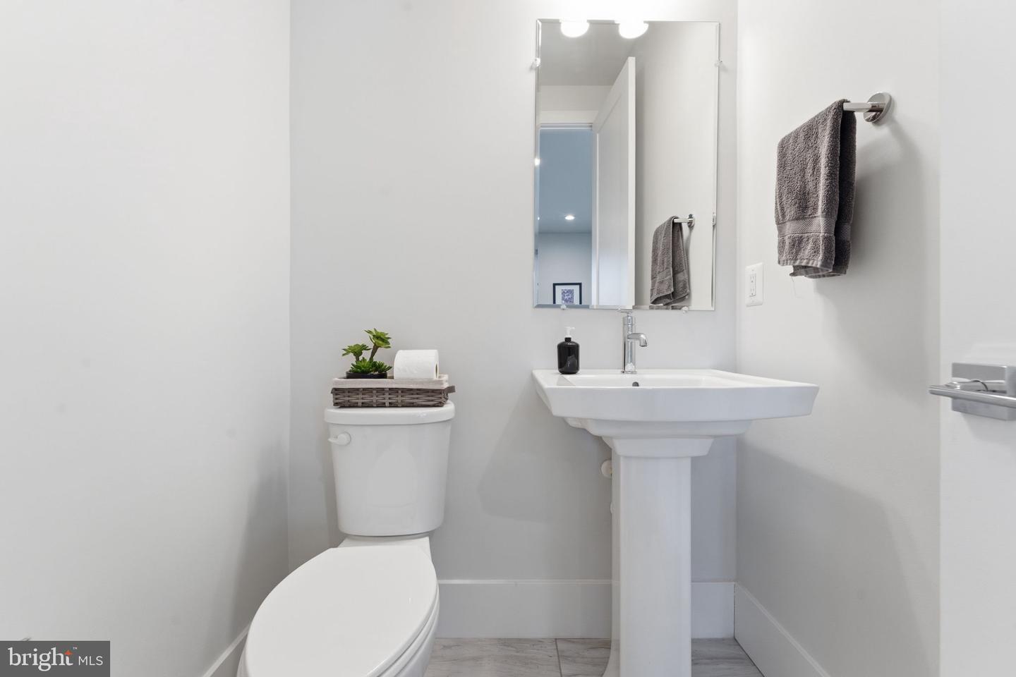 14661 BATTERY RIDGE LN, CENTREVILLE, Virginia 20120, 3 Bedrooms Bedrooms, ,2 BathroomsBathrooms,Residential,For sale,14661 BATTERY RIDGE LN,VAFX2283440 MLS # VAFX2283440 14661 BATTERY RIDGE LN, CENTREVILLE, Virginia 20120, 3 Bedrooms Bedrooms, ,2 BathroomsBathrooms,Residential,For sale,14661 BATTERY RIDGE LN,VAFX2283440 MLS # VAFX2283440