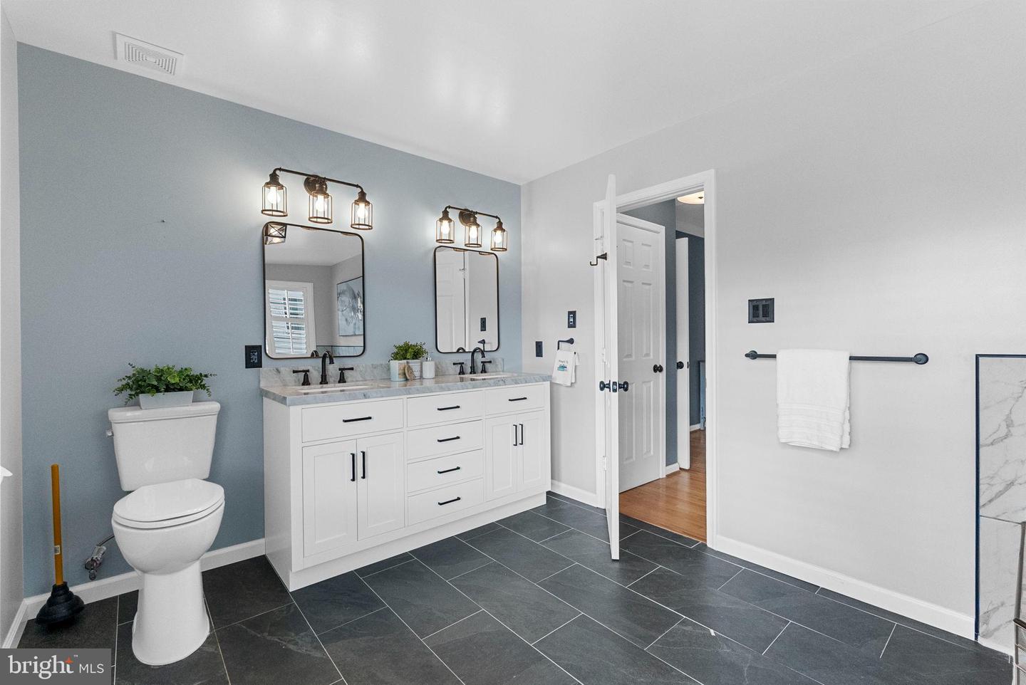 15 FELDSPAR WAY, FREDERICKSBURG, Virginia 22405, 5 Bedrooms Bedrooms, 18 Rooms Rooms,3 BathroomsBathrooms,Residential,For sale,15 FELDSPAR WAY,VAST2044890 MLS # VAST2044890