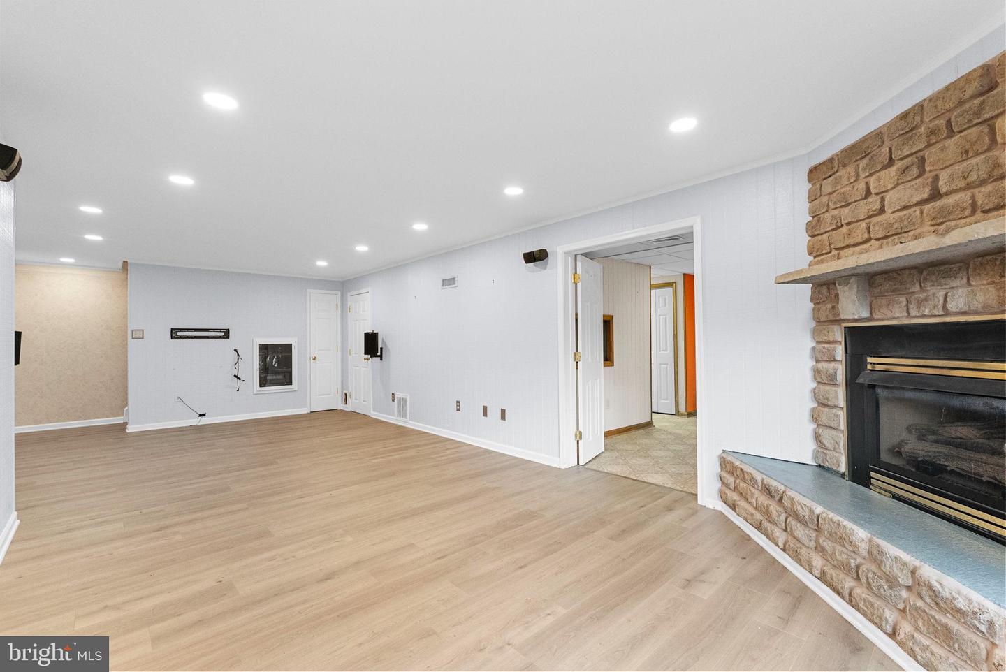 15 FELDSPAR WAY, FREDERICKSBURG, Virginia 22405, 5 Bedrooms Bedrooms, 18 Rooms Rooms,3 BathroomsBathrooms,Residential,For sale,15 FELDSPAR WAY,VAST2044890 MLS # VAST2044890