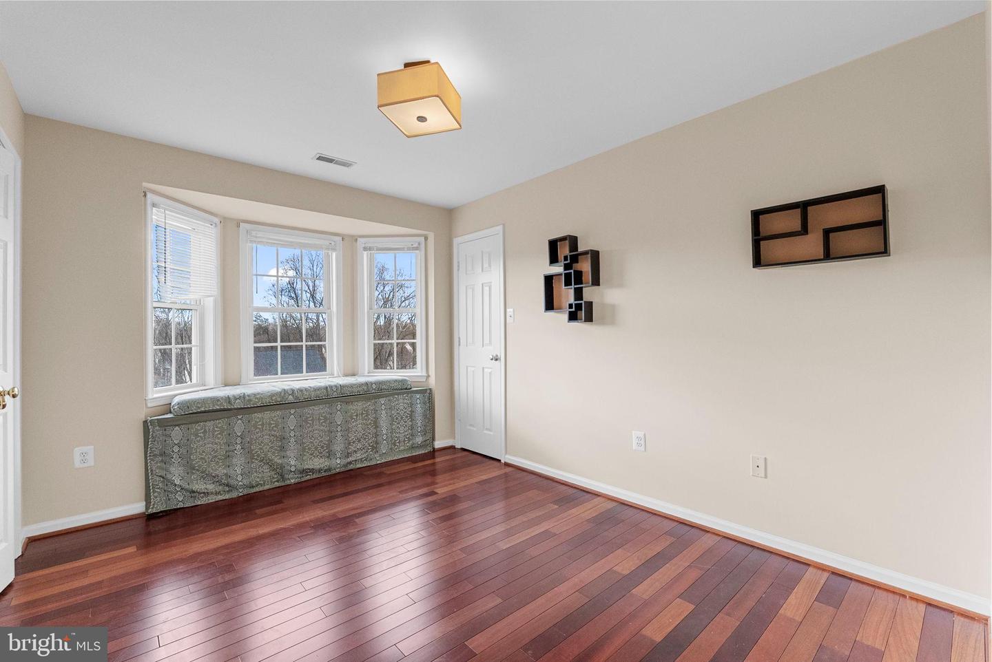 15 FELDSPAR WAY, FREDERICKSBURG, Virginia 22405, 5 Bedrooms Bedrooms, 18 Rooms Rooms,3 BathroomsBathrooms,Residential,For sale,15 FELDSPAR WAY,VAST2044890 MLS # VAST2044890