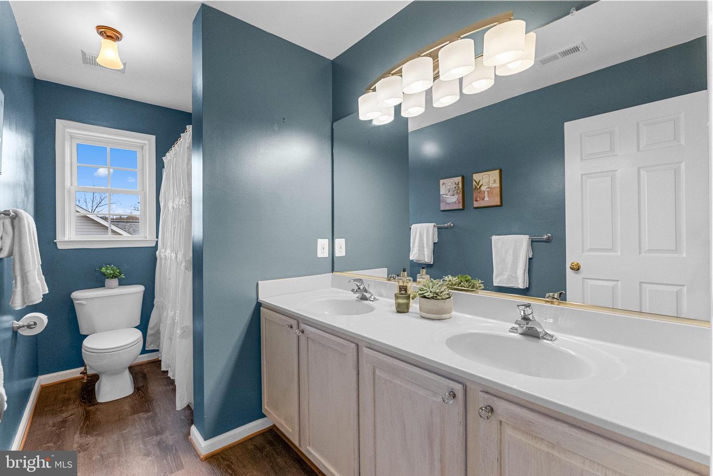 15 FELDSPAR WAY, FREDERICKSBURG, Virginia 22405, 5 Bedrooms Bedrooms, 18 Rooms Rooms,3 BathroomsBathrooms,Residential,For sale,15 FELDSPAR WAY,VAST2044890 MLS # VAST2044890